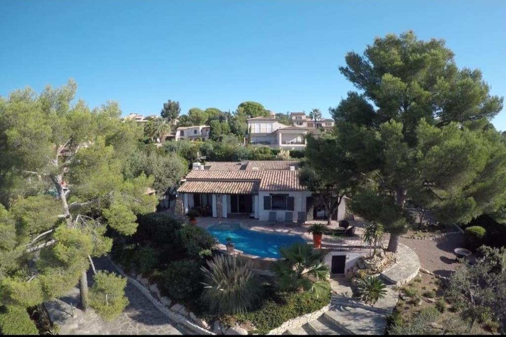 Villa La Crespina Saint Aygulf Exteriör bild