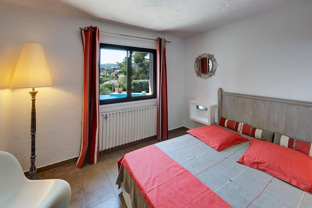 Villa La Crespina Saint Aygulf Exteriör bild