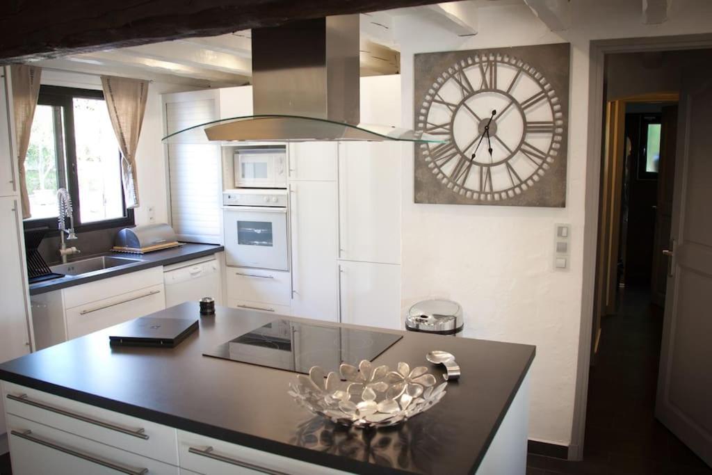 Villa La Crespina Saint Aygulf Exteriör bild