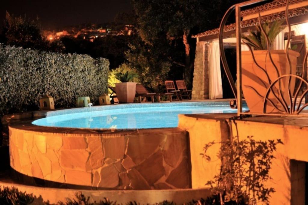 Villa La Crespina Saint Aygulf Exteriör bild
