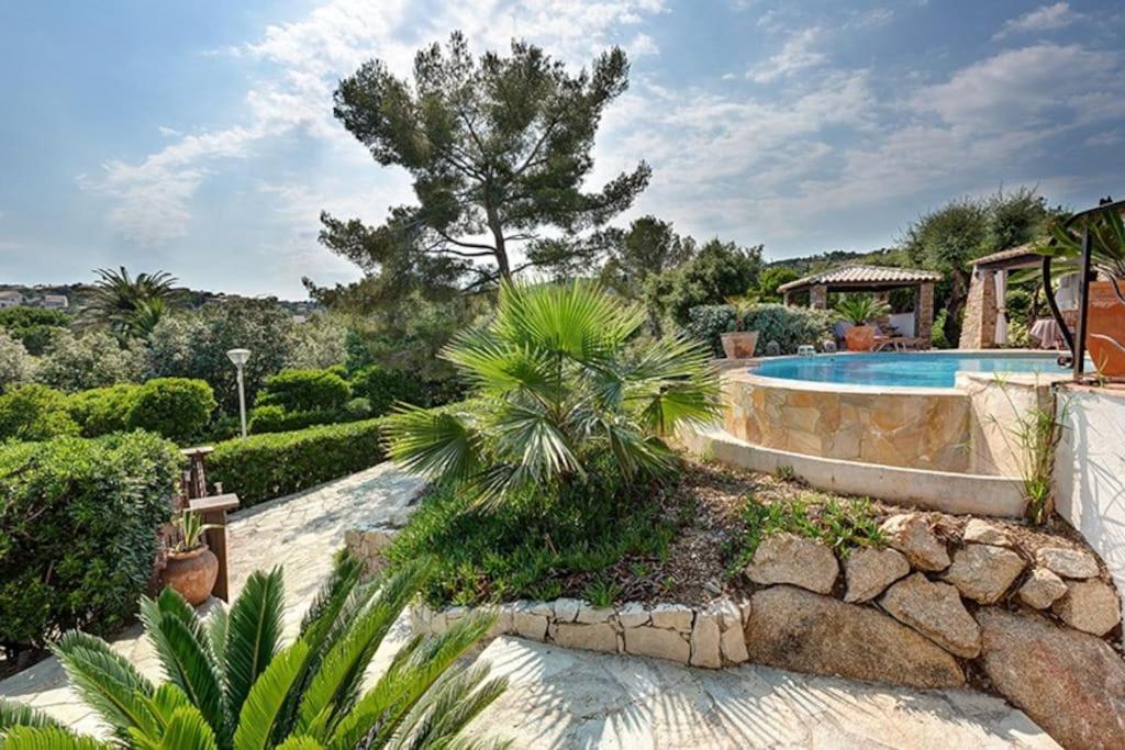 Villa La Crespina Saint Aygulf Exteriör bild